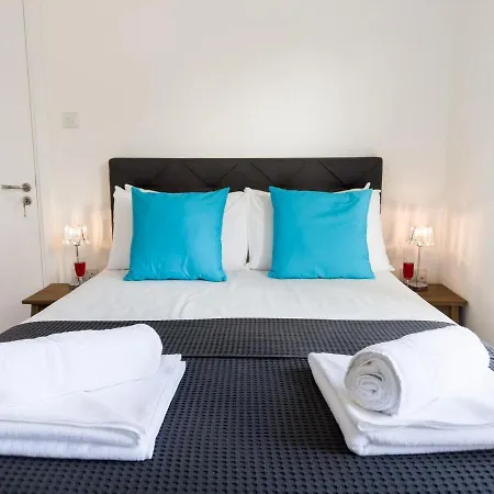 040 * איה נאפה