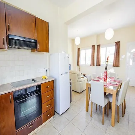 Villa 040 Ajía Nápa