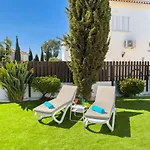 Villa 040 *