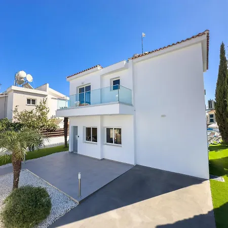 Villa 040 *